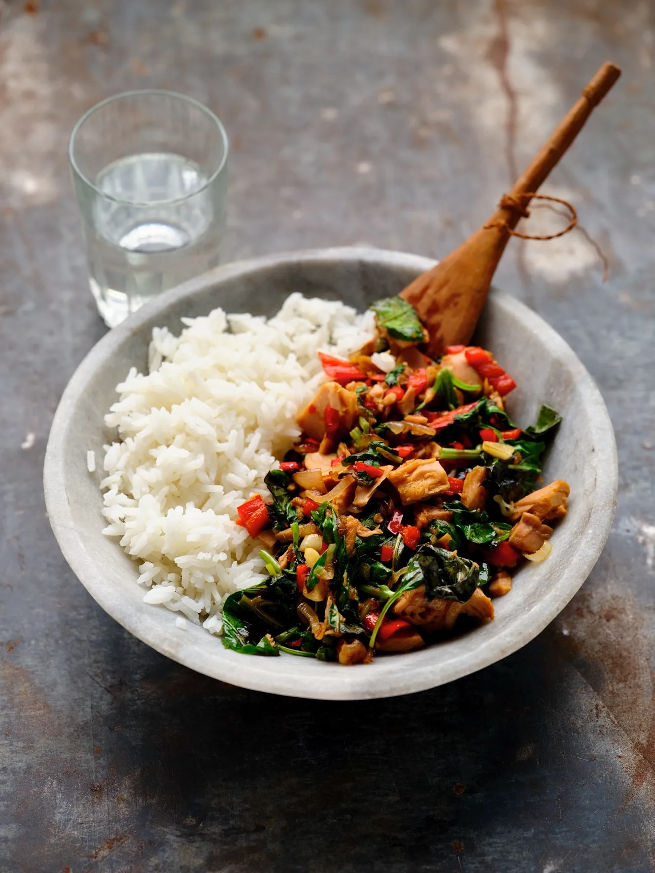 Pad krapow met Skipjack tonijn duurzaam gevangen in Indonesië